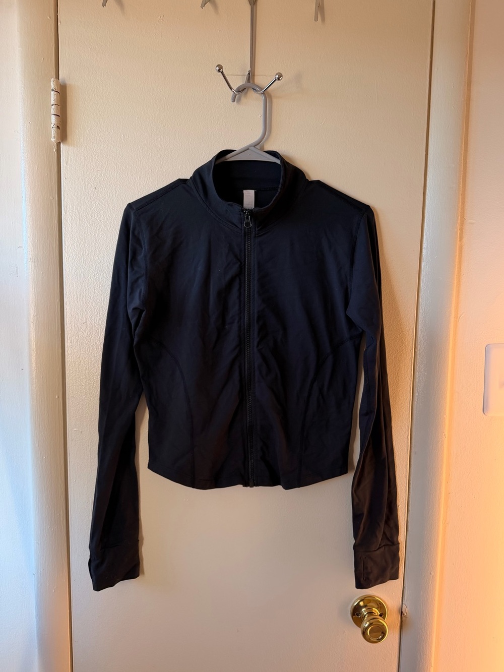 Black Cropped Fitted Zip Up Workout Jacket XL Athletic